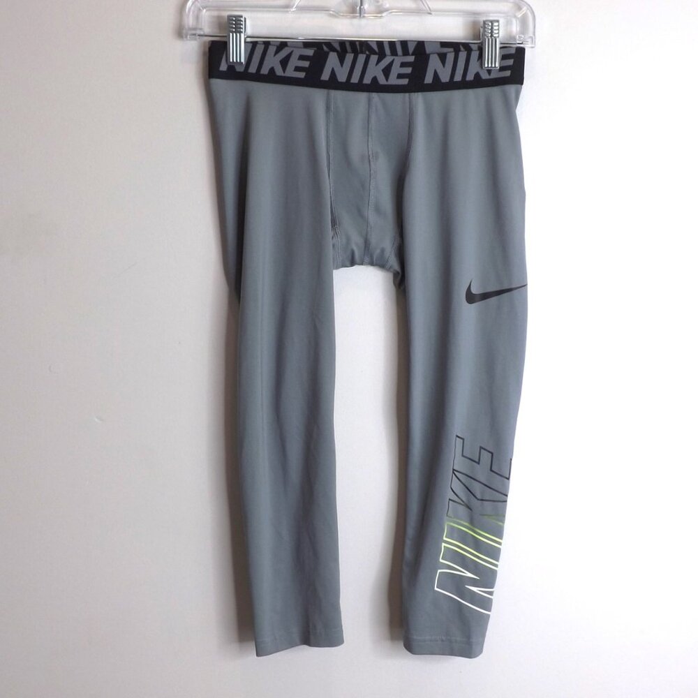 Nike Dri Fit Gray 3/4 Length Base Layer Training Tights Boys Large 856121-065